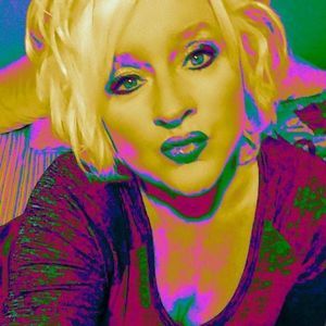 Meet your Posher, Laurie